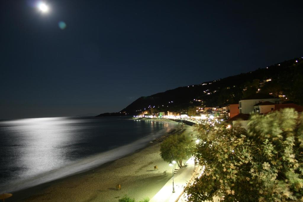 Hotel Manthos Blue Agios Ioannis  외부 사진