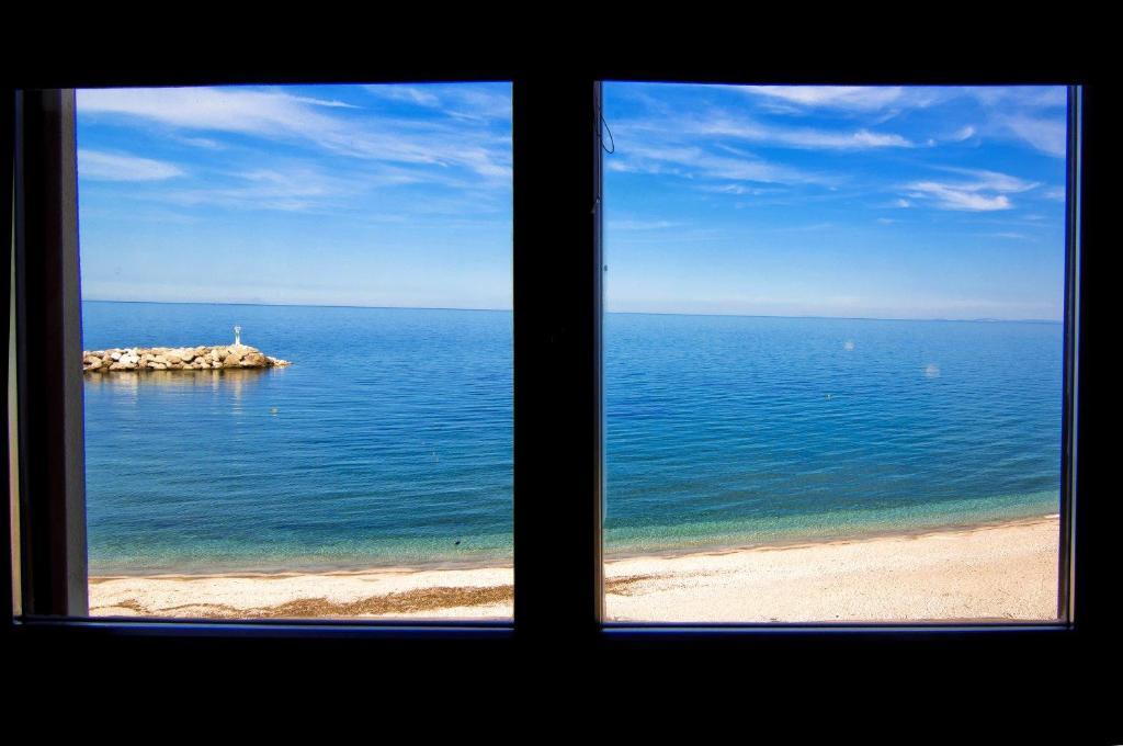 Hotel Manthos Blue Agios Ioannis  외부 사진